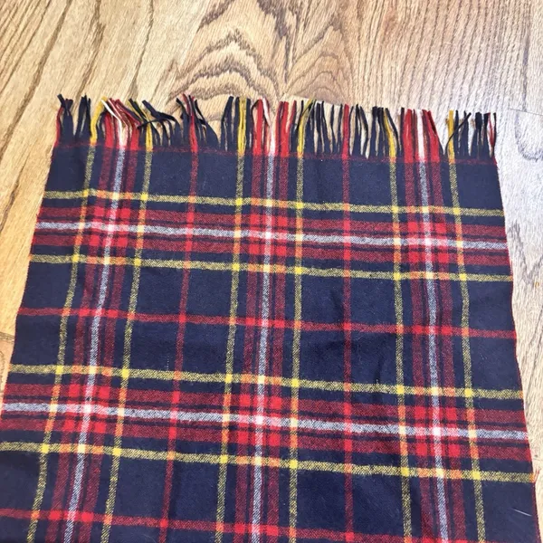 VTG Pendleton Wool‎ Scarf Plaid Tartan Fringe Red Navy Yellow 100% Virgin Wool - Image 5