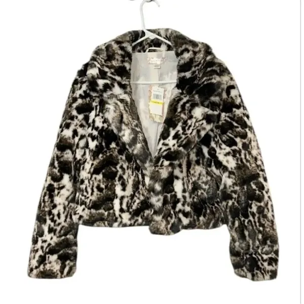 Free People Band of The Free Open Front Faux Fur Ivory/Black Jacket(Size Medium) - Image 3