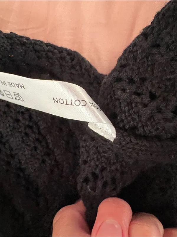 Tuckernuck Sport Cropped Irene Black Sweater White Stripe Trim Small - Image 6