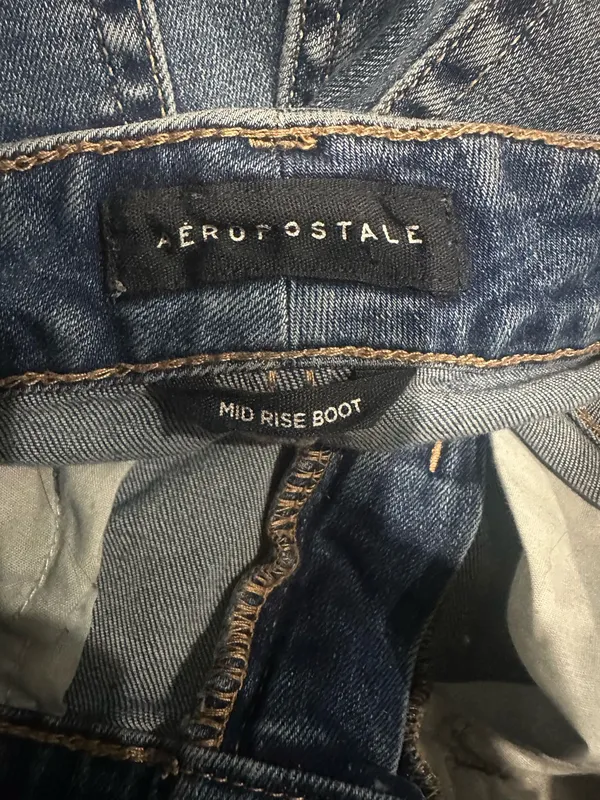 Aeropostale Jeans - Image 4