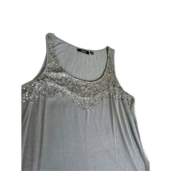 Apt 9 gray silver sequin tank top size - Image 3