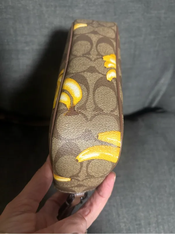 Coach Mini Jamie camera bag in Signature coated canvas Banana Print Crossbody - Image 6