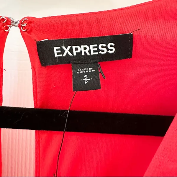 Express Satin Long Sleeve Surplice Fit and Flare Blouson mini Dress Red sz Small - Image 5