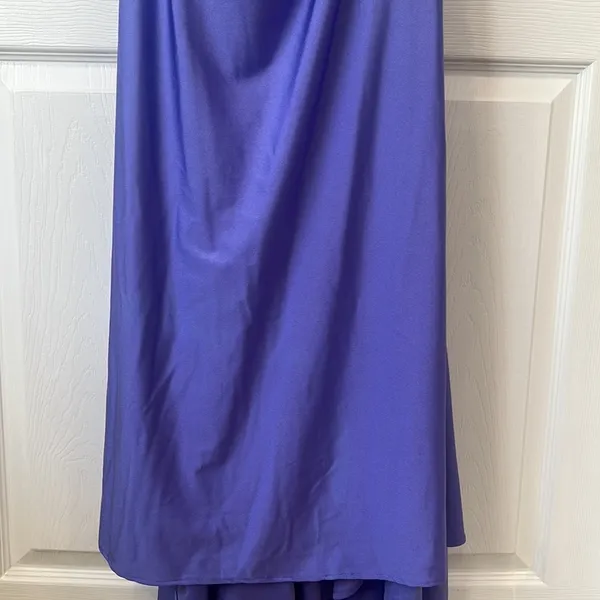 La Femme Strappy Back Ruched Trumpet Gown Size 6 - Image 5