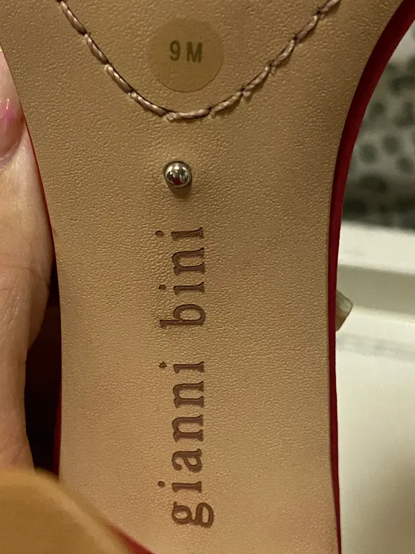 Gianni Bini Red Heels - Image 4