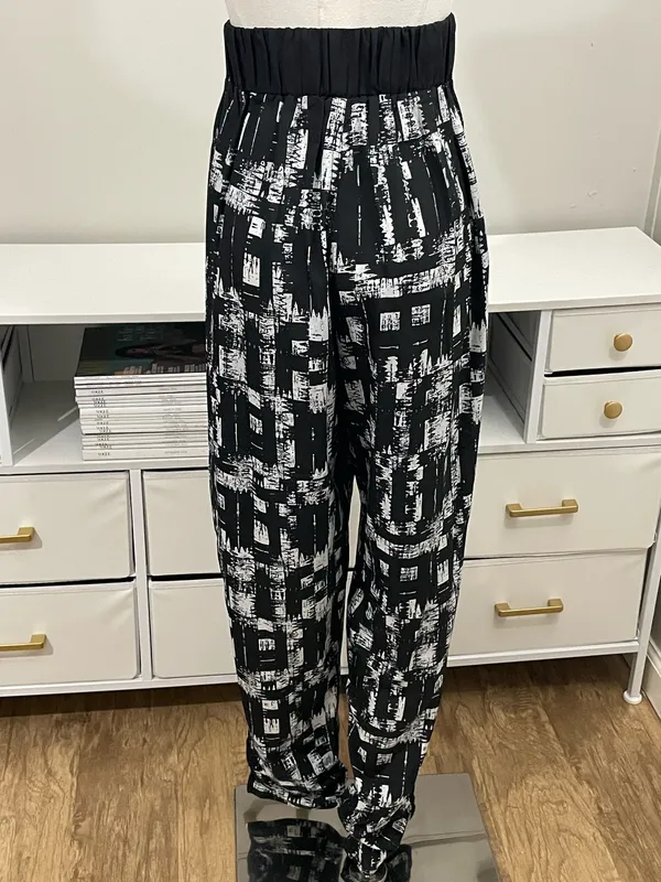 City Chic Abstract Dress Pants (XS) - Image 3