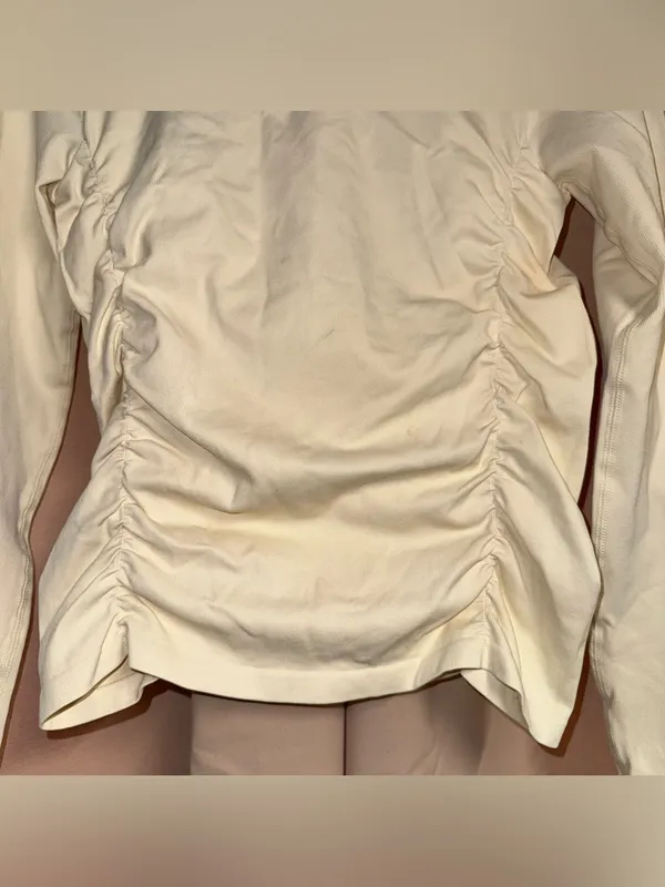 oqq long sleeve top Size M - Image 2