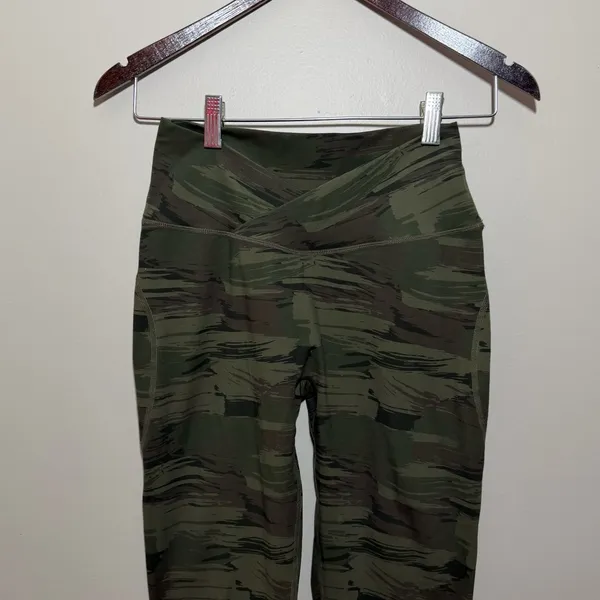 Alphalete Surface Power Leggings - Image 7