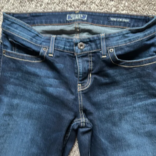 Guess super skinny jeans - Image 4