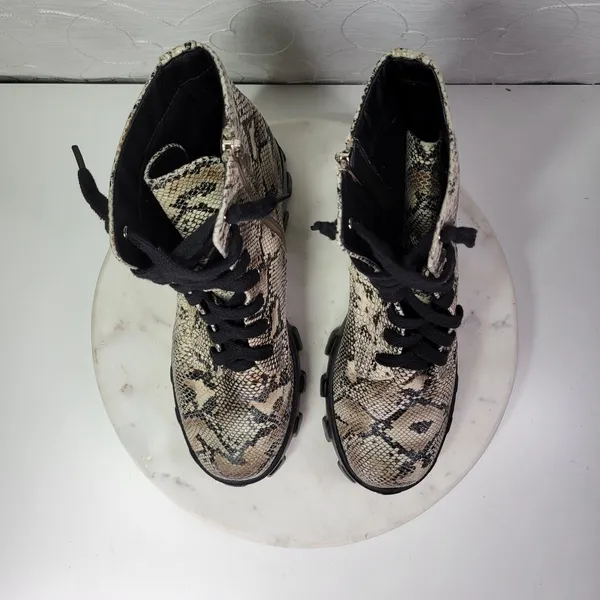 Lemonade Leather Snakeskin Combat Boots Womens 8 Cream Black Chunky Platform - Image 8