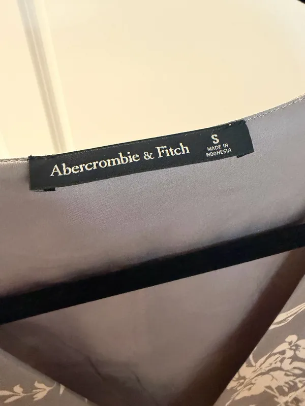 Abercrombie Dress - Image 4