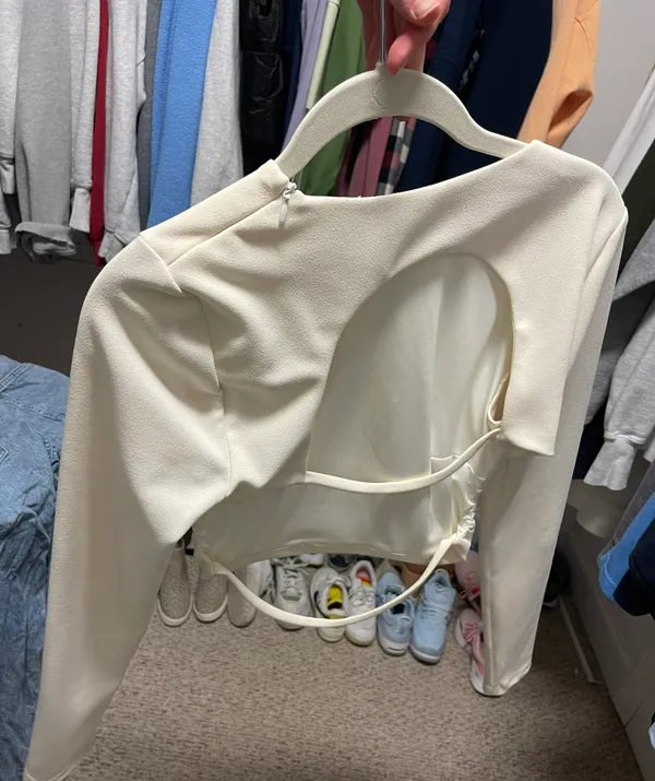 ZARA Open Back  Long Sleeve - Image 4