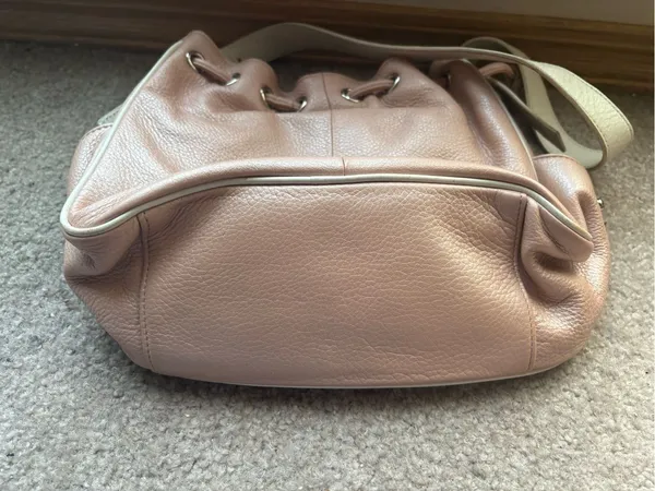 Kenneth Cole Pink Leather Slouchy Bucket Bag Y2K 2000s Revival - Image 5