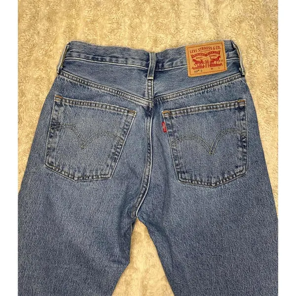 Levi's 501S Skinny classic distressed button-fly denim jeans Size 24x30 - Image 5
