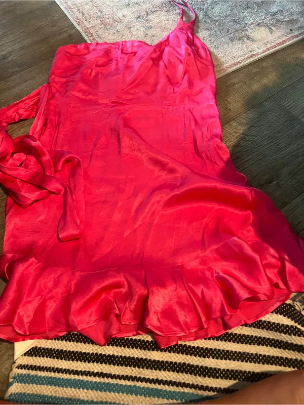 Nwt SELFIE LESLIE DONT WAIT UP ONE‎ SHOULDER WAIST TIE DRESS BARBIE HOT PINK - Image 9