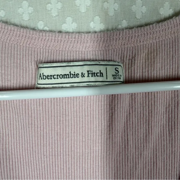 Abercrombie & Fitch Pink Ribbed Y2K Henley Top‎ - Image 3