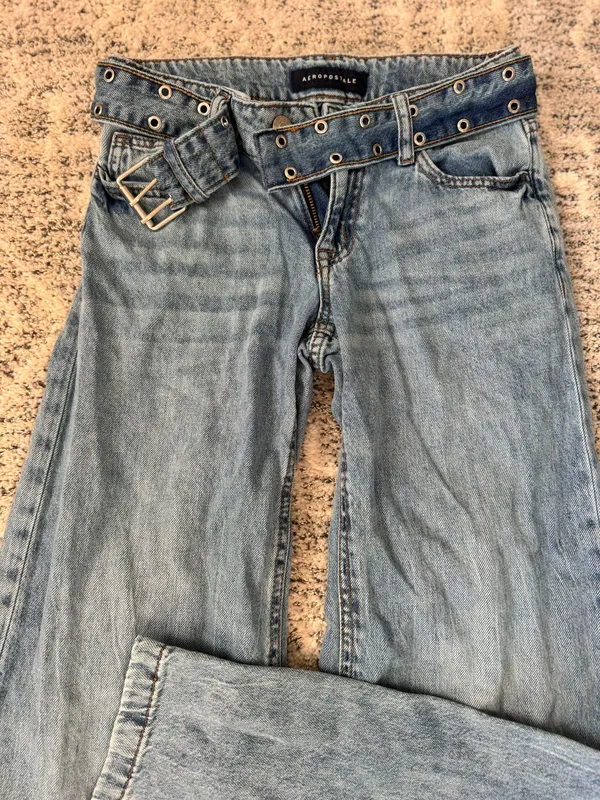 Jeans - Image 2