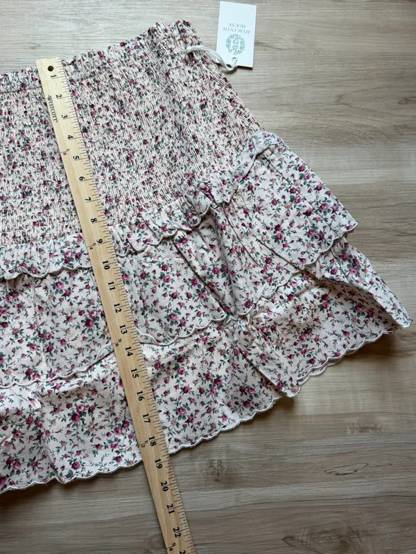 Tuckernuck‎ Hyacinth House Steff Mini Skirt Smocked Size Large Floral NWTs - Image 4