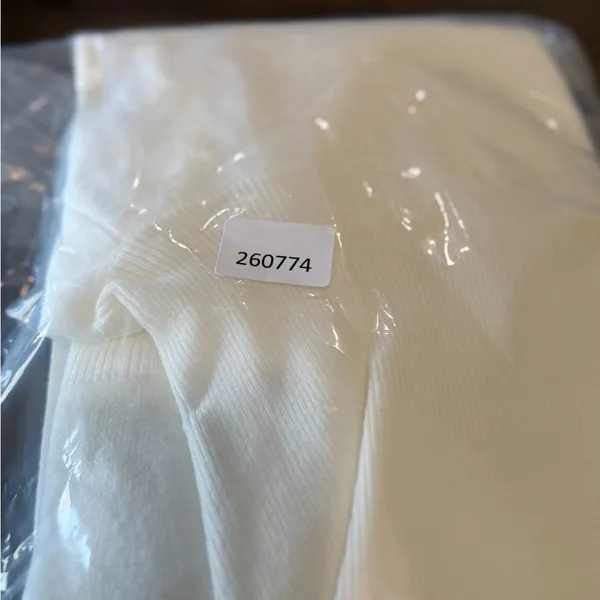 Women's NEW Cream Off White Soft Long Sleeve Turtleneck Sweater Size L #260774 - Image 6