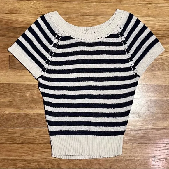 Aerie Short Sleeve Striped Knit Top - Size S - Image 11