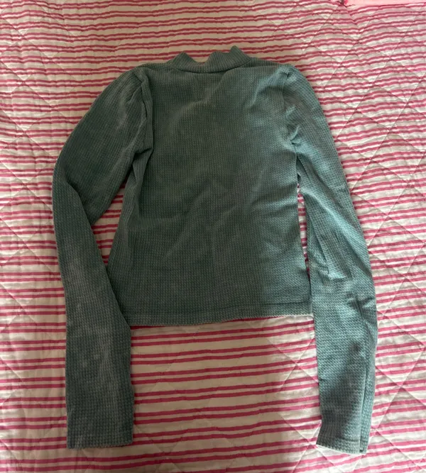 Aeropostale Workout Top Long Sleeve - Image 2