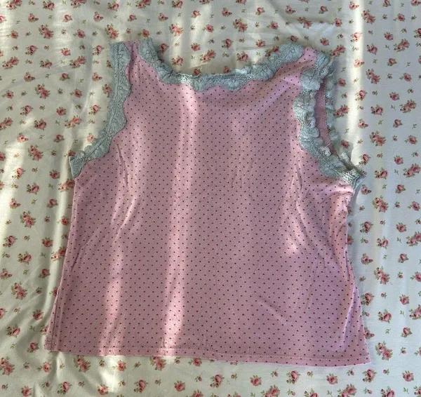 VICTORIAS SECRET lace tank top - Image 2
