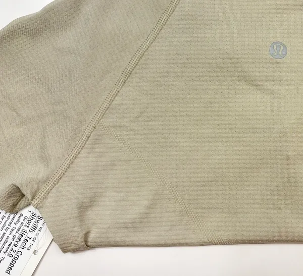 Lululemon Swiftly Tech Cropped Short Sleeve 2.0 - Image 7