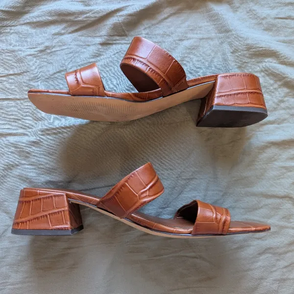 Marc Fisher Croc-Embossed Pat Heeled Slide Sandal W8 Brown - Image 5