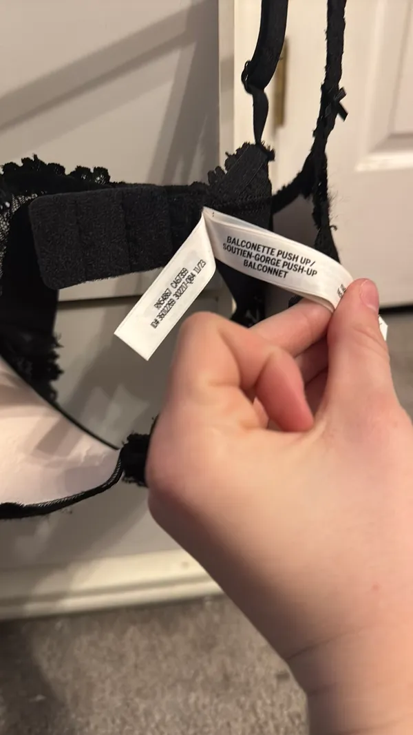 PINK Victoria's Secret Bra - Image 5