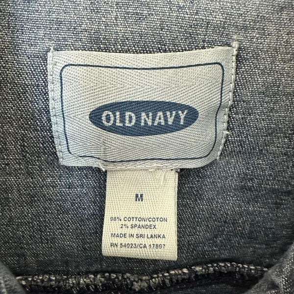 Old Navy Denim Jacket Women’s Size Med Button Up Preppy School Retro Classic - Image 2