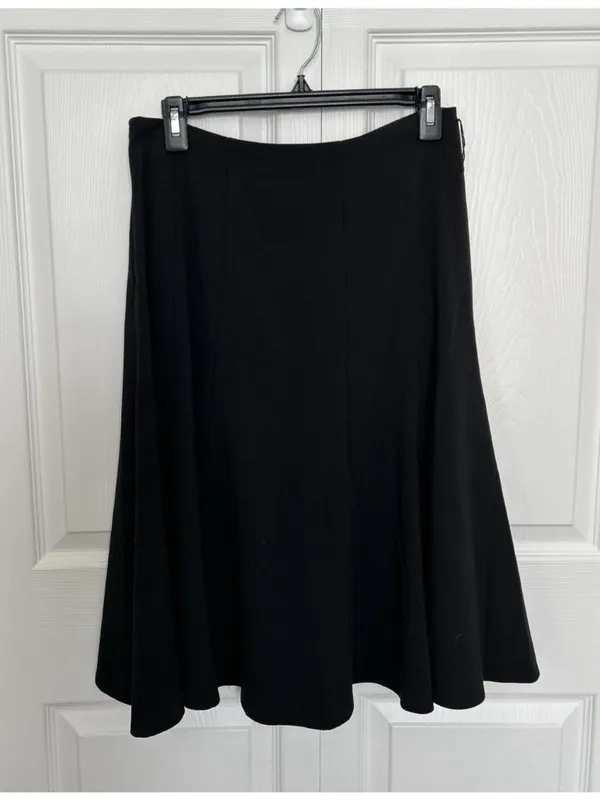 Dressbarn Flared Swing Skirt Knee Length Black Size 6 - Image 3