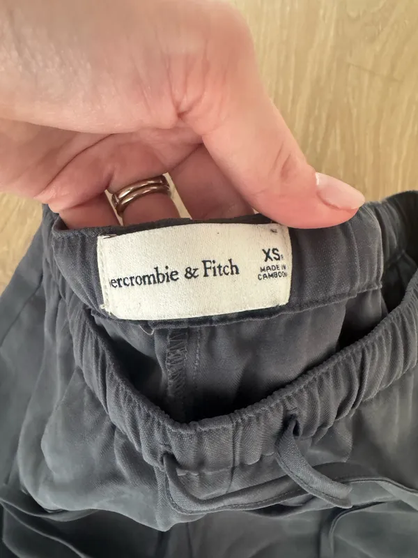 Abercrombie Pull-On Cargo Wide-Leg Pants - Image 2