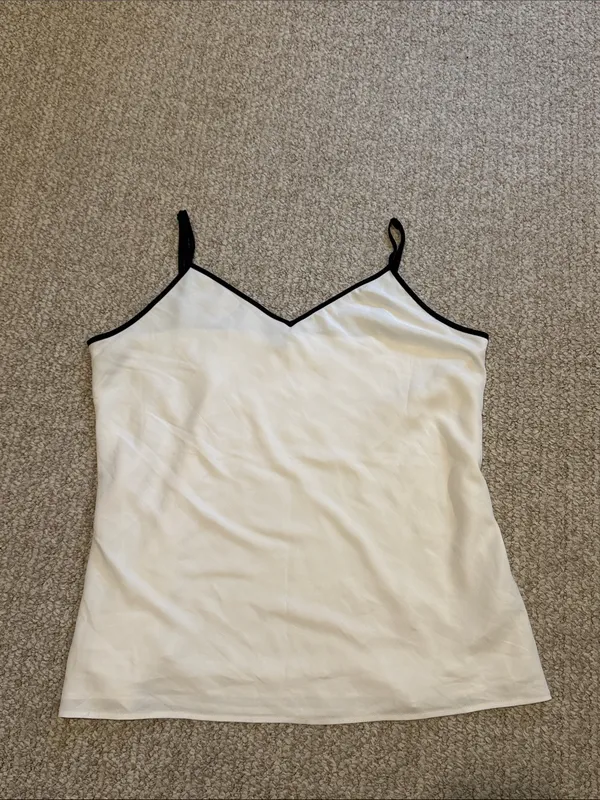 Ann Taylor White Cami with Black Contrast Trim - Image 3