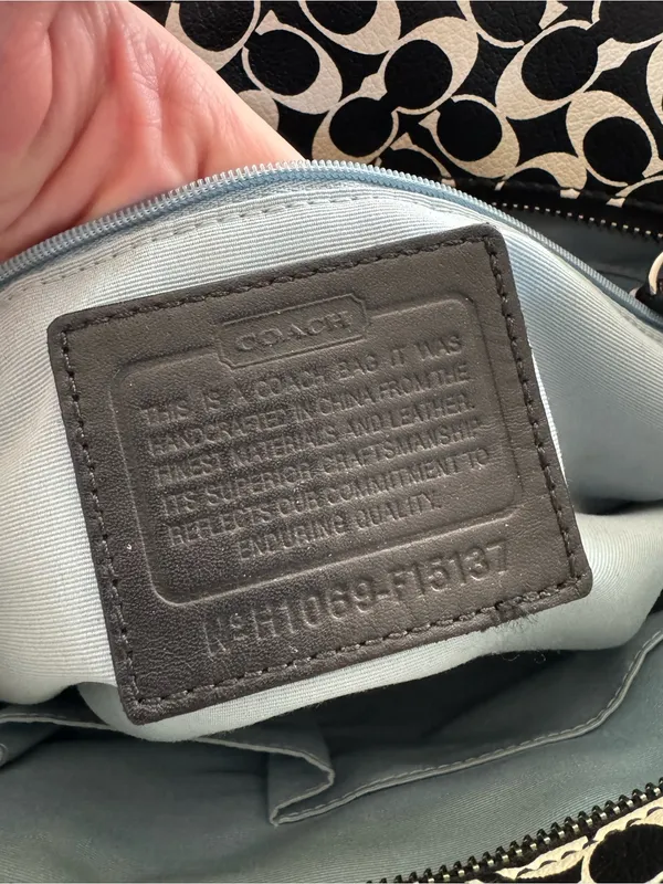 COACH Chelsea Signature Heritage Leather Tote - Image 9