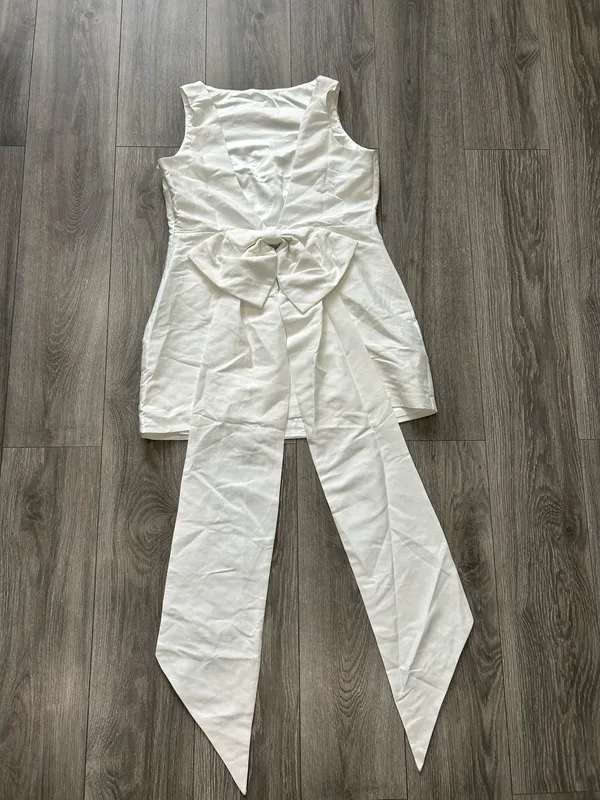 New Showpo Kartia Mini Dress Fitted Low Back Bow Dress In Off White Size Large - Image 10