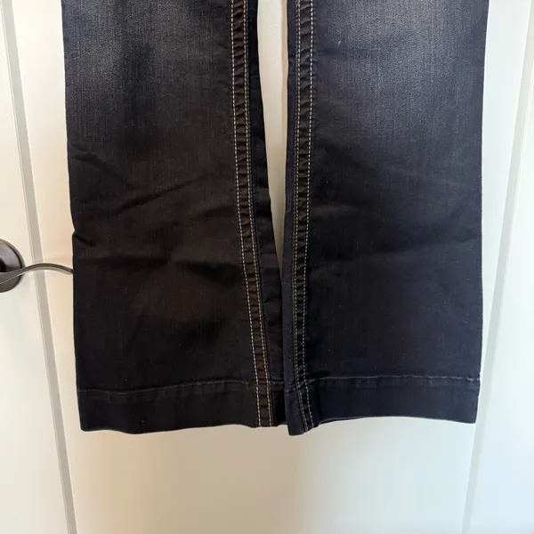 BKE Brie Flared Bootcut Trouser Style Jean Dark Wash Sequin Detail High Waist 28 - Image 3