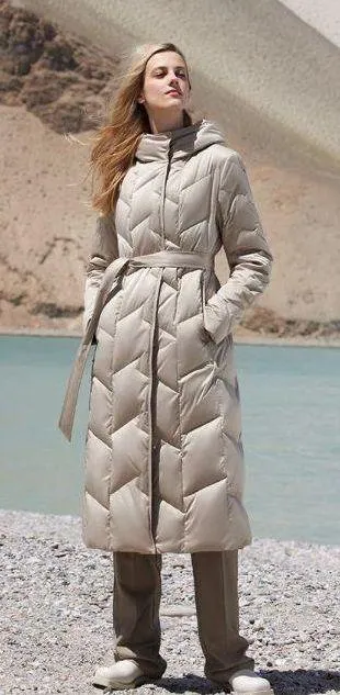 Goelia Goose Down Jacket Tan Size M - Image 5