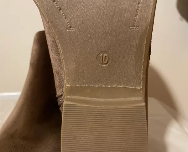 Wild Diva Women’s Short Suede Boots - Image 4