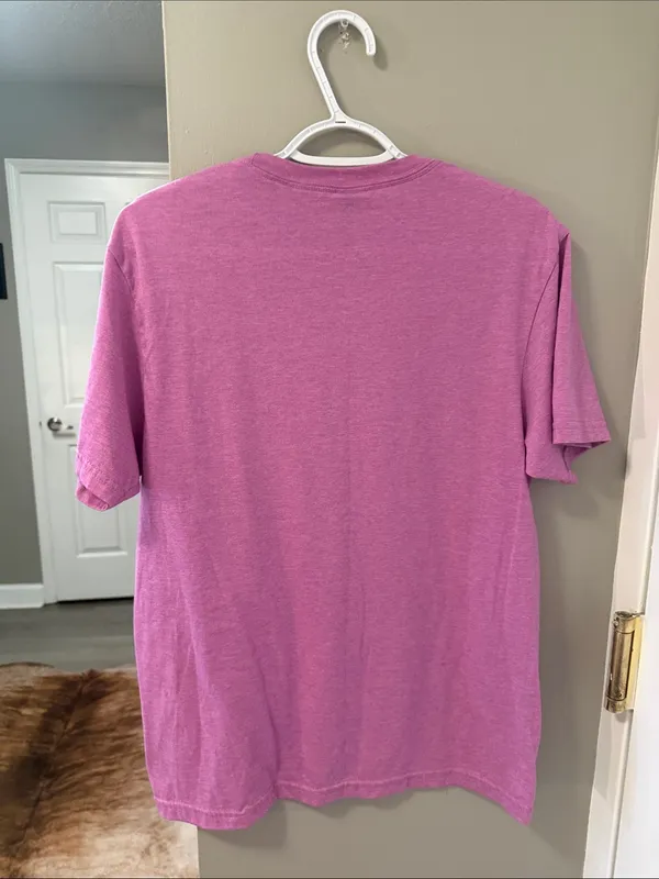 Alan Jackson Gildan Livin' That Honky Tonk Dream Pink Country Graphic Tee Size M - Image 6
