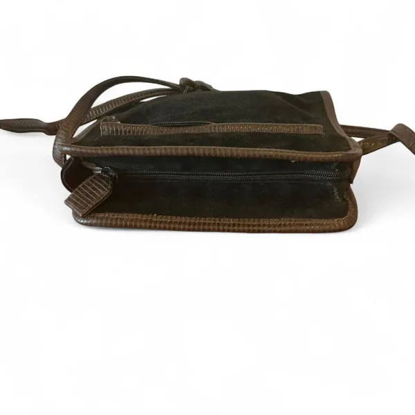 Vintage Black suede crossbody purse with leather‎ trim - Image 4