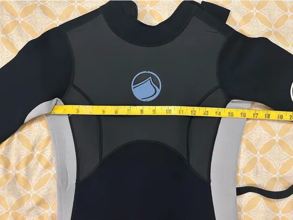 Women’s Shorty Wetsuit Black Size L - Image 3