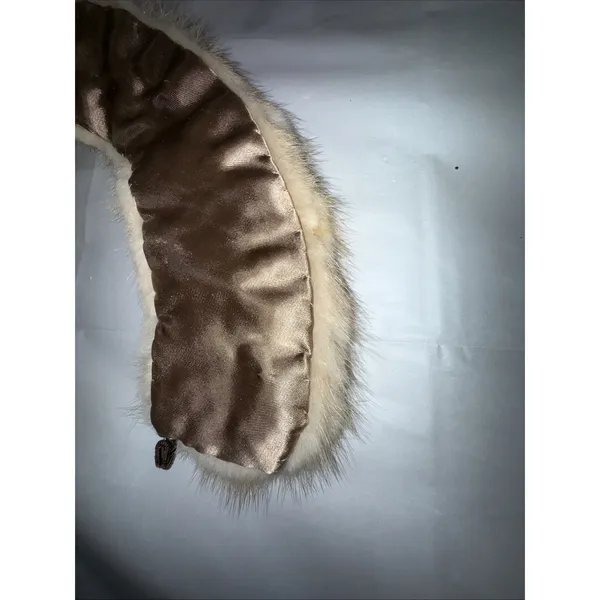 VINTAGE‎ Cream MINK FUR COLLAR ~ SATIN LINED - Image 3