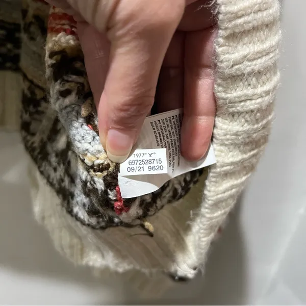 American Eagle Women’s Multicolored Cropped Cardigan Ski Sweater Size Large‎ - Image 9