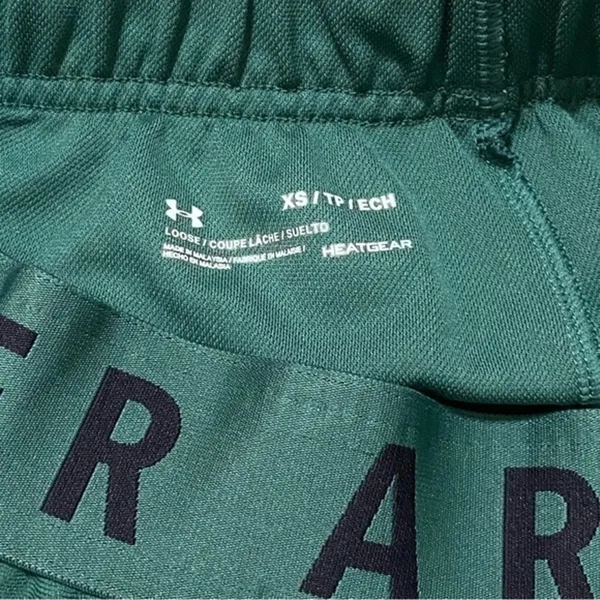 Under Armour Women’s Size XS Forest Green White Black Heatgear Activewear Shorts - Image 3