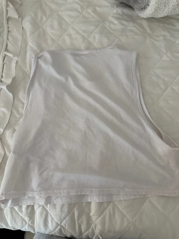 Gymshark Crop Top - Image 3