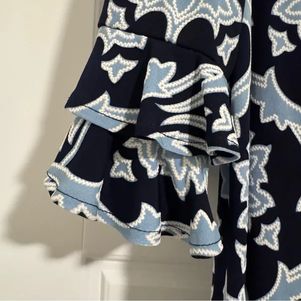 Ronni Nicole‎ Blue & White Textured Pattern Floral Dress Size 8 - Image 5