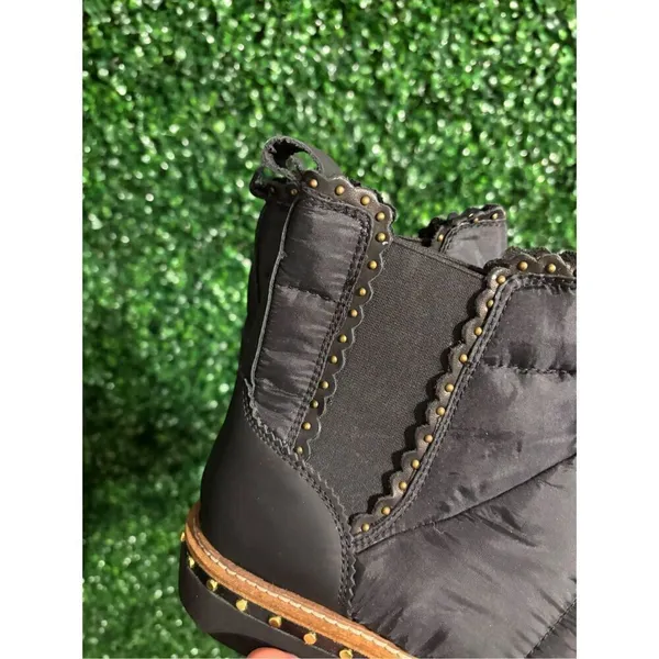 NWOT Free People Atlas Puffer Rivet Chelsea Boots in Black & Gold Sz. US 8 - Image 7