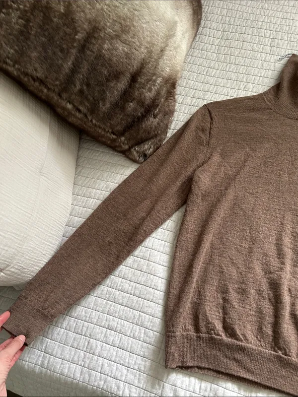 Lello Vtg brown turtleneck 100% wool base layer light sweater med - Image 12