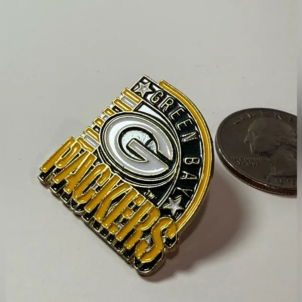 Green Bay Packers Vintage Enamel Lapel Pin | Peter David Inc. | 1994 - Image 3