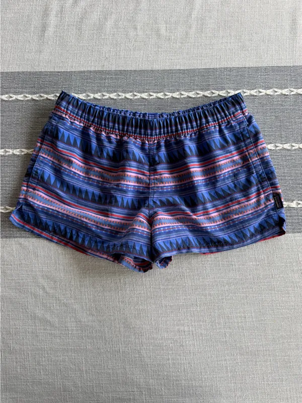 Patagonia Barely Baggies Shorts Purple Geometric Aztec Print Size Small 2.5” - Image 2
